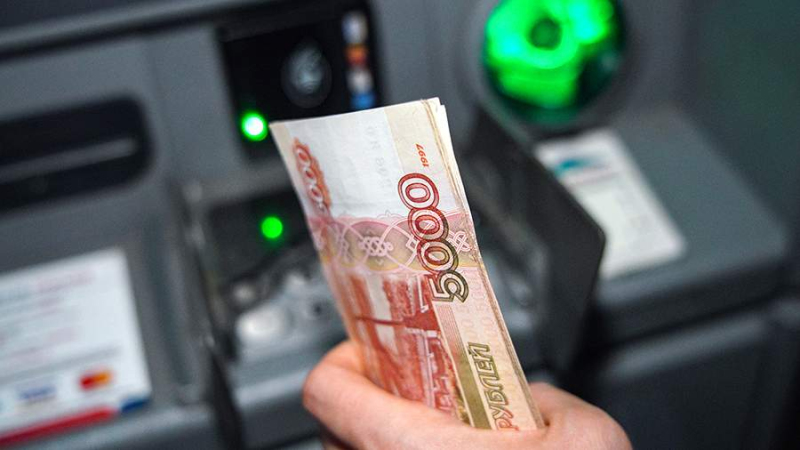 Половину семейной ипотеки съедает только процент.